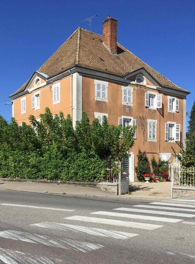 Studio En Ville Et Campagne Louhans Exterior foto